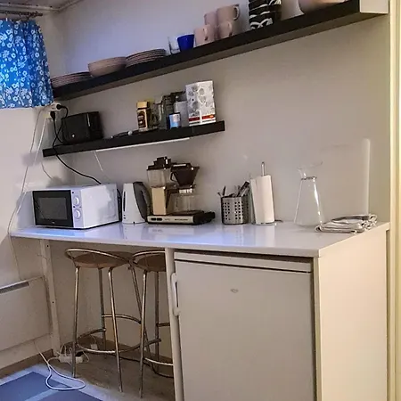 Rauhallinen Kaksio Lahdentie Tuntumassa, Lentokenttaemajoitus Ja Saehkoeauton Latauspiste Vantaa Exterior photo