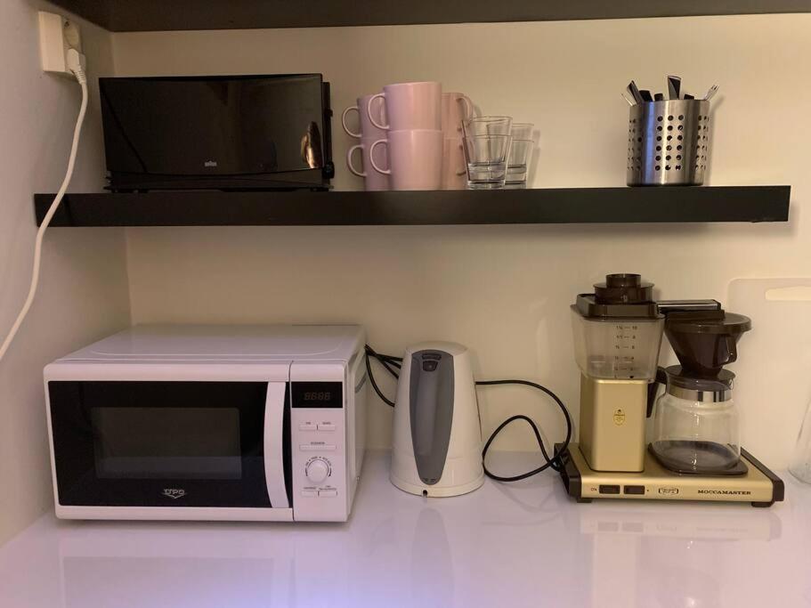 Rauhallinen Kaksio Lahdentie Tuntumassa, Lentokenttaemajoitus Ja Saehkoeauton Latauspiste Apartment *